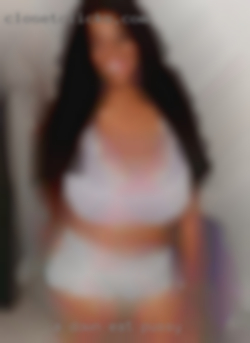 A down eat pussy to earth mature top. A down eat pussy to earth mature top.