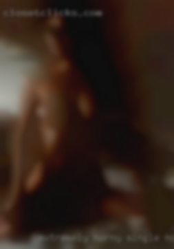 Extremely horny single ND looking for sex mom. Extremely horny single ND looking for sex mom.