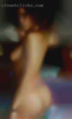 I'm open in Hillsboro, MO to females, couples and groups. I'm open in Hillsboro, MO to females, couples and groups.